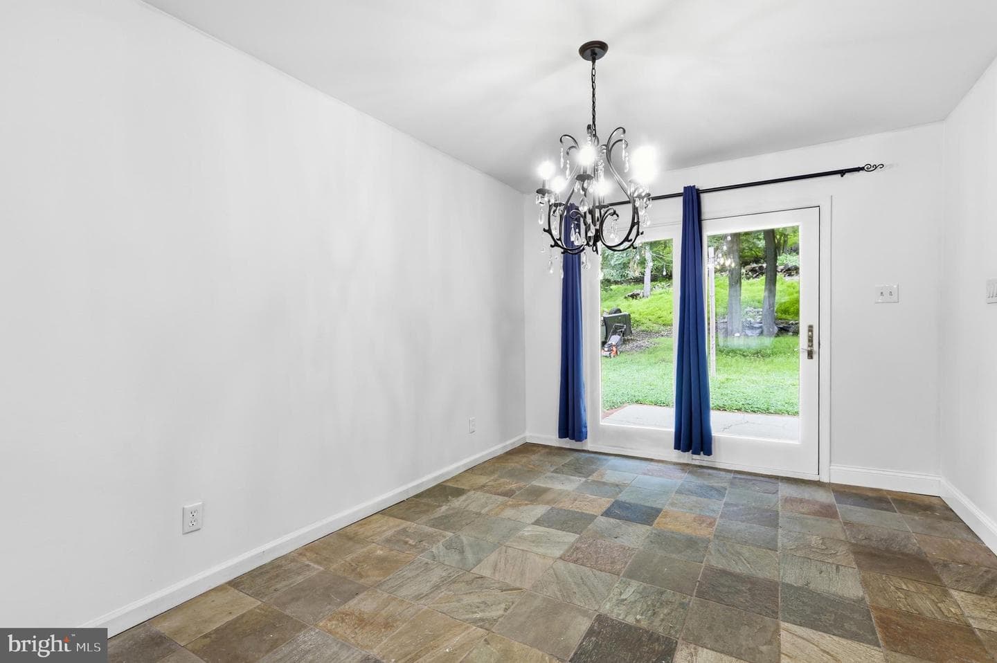 8703 Patton Road photo 10