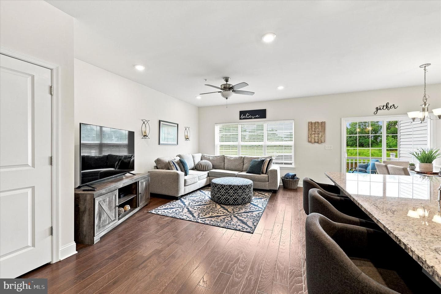 137 Golden Vale Drive photo 4