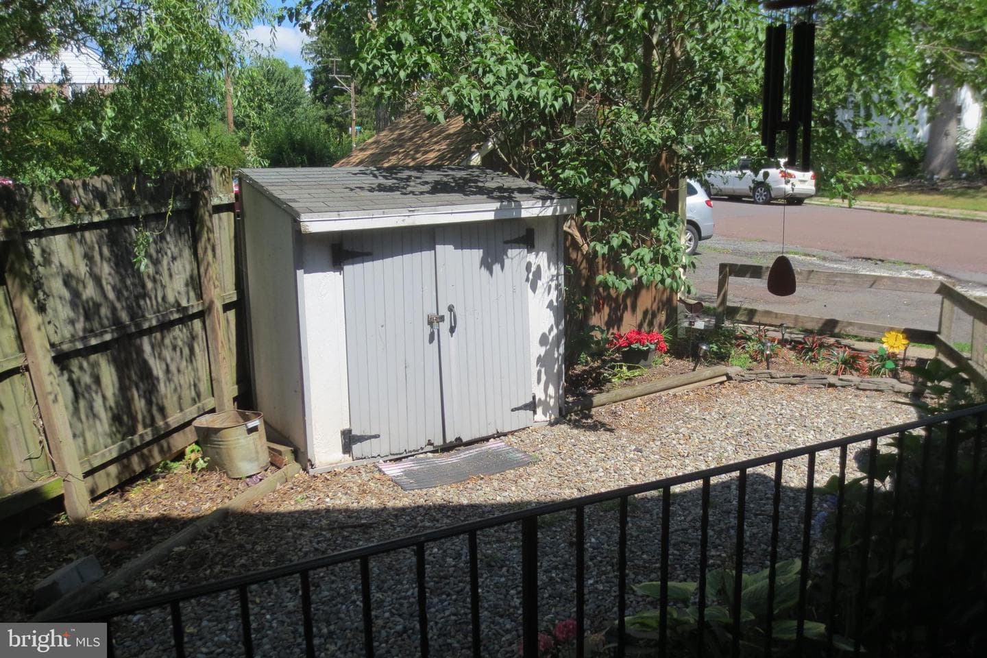 288 Diamond Street photo 5