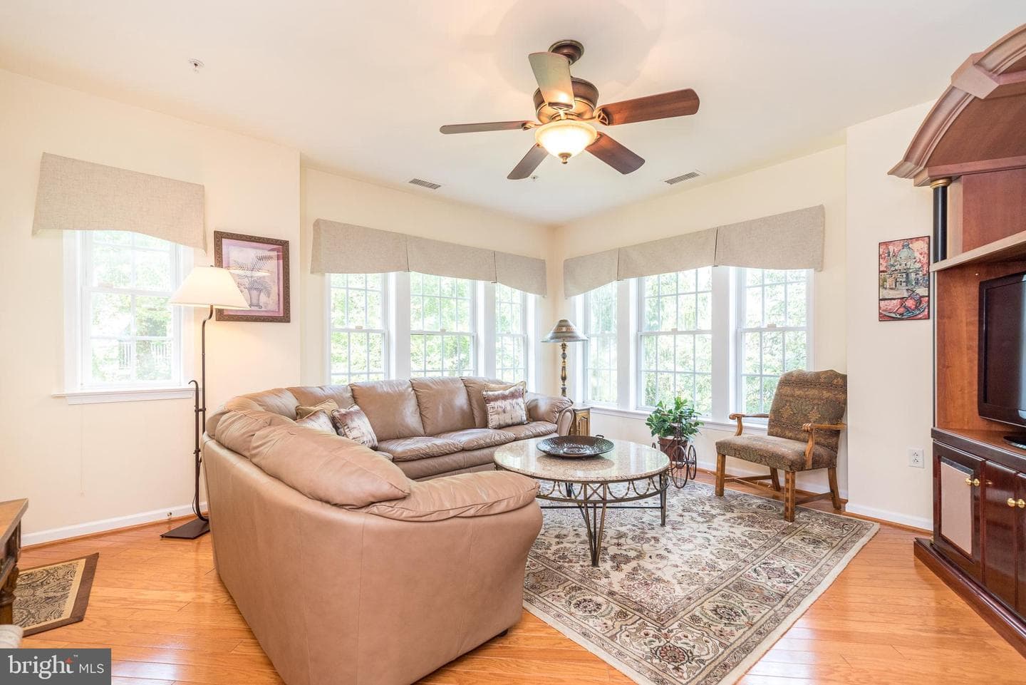 2101 Lilac Court photo 8