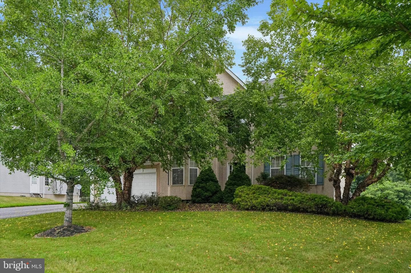 6003 Shady Wood Circle, Collegeville