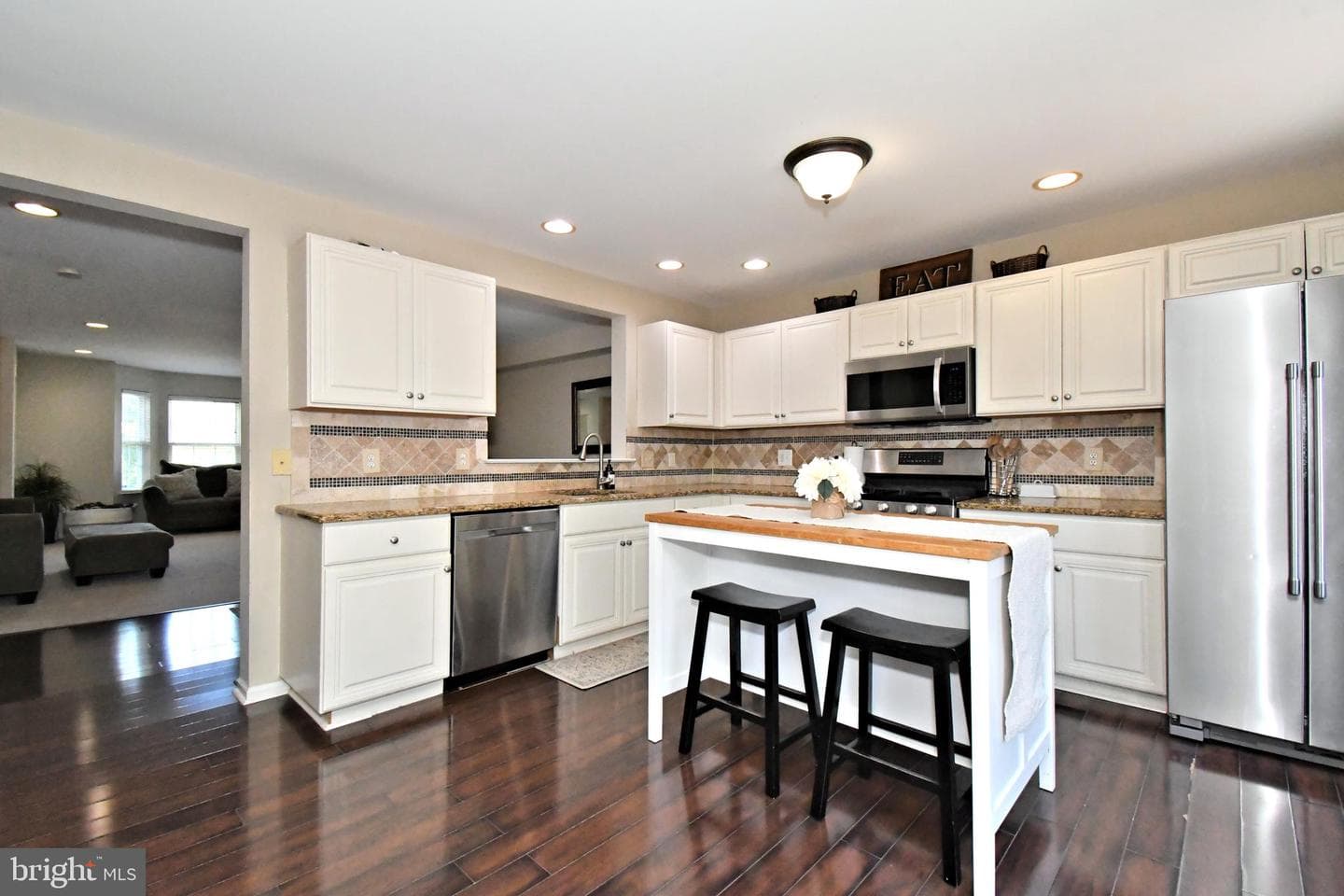 64 Hunt Club Drive photo 11