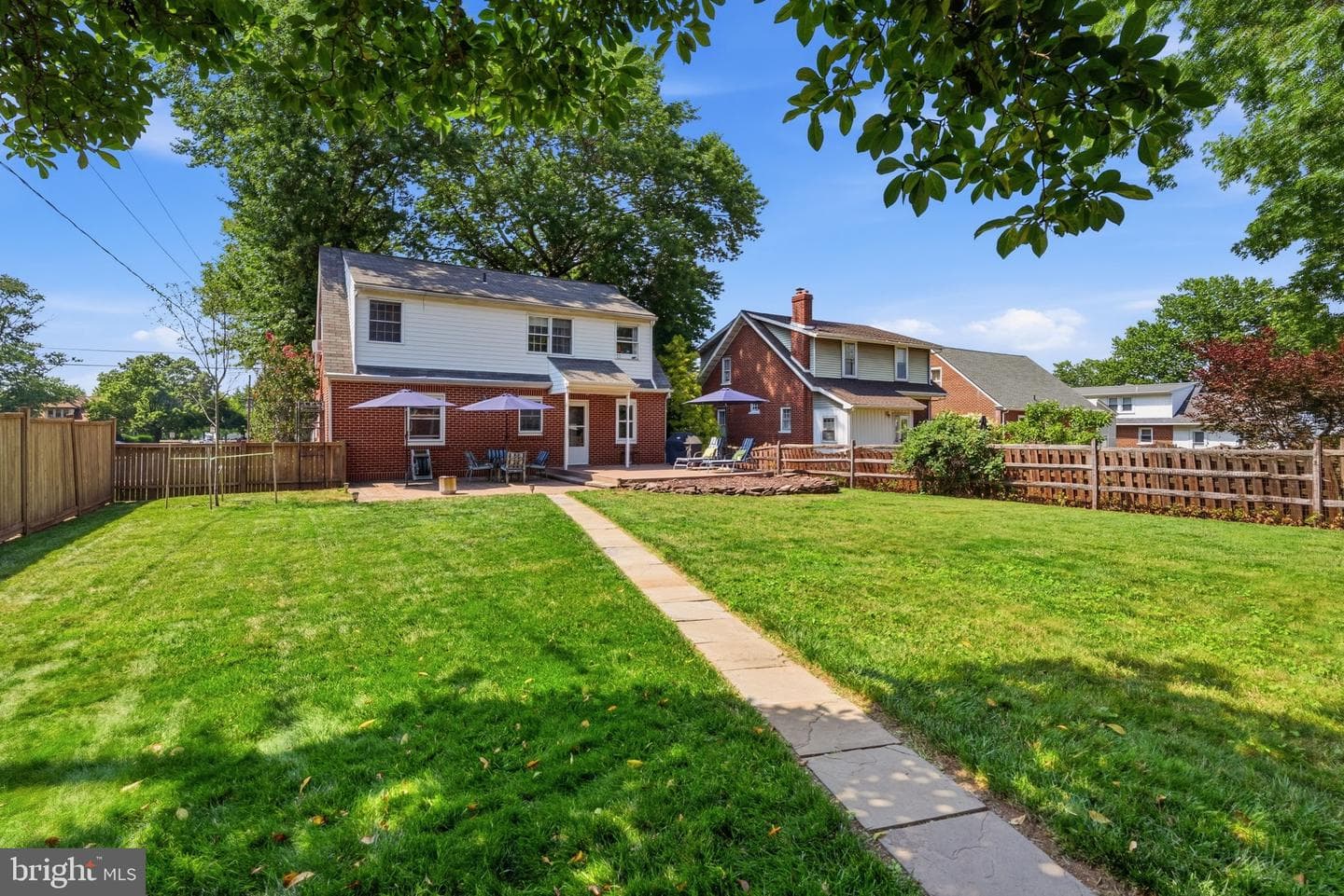 198 W Lincoln Avenue photo 38