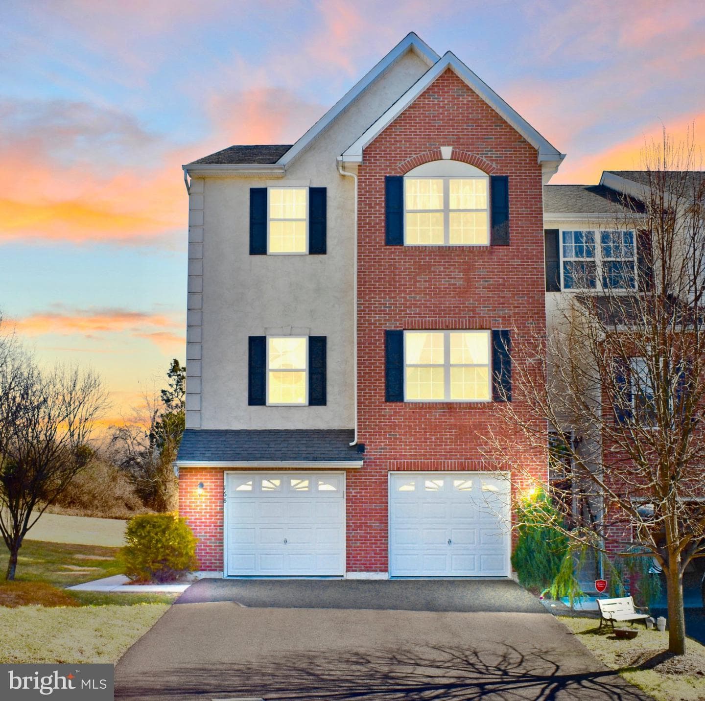168 Stone Hill Dr Drive photo 1