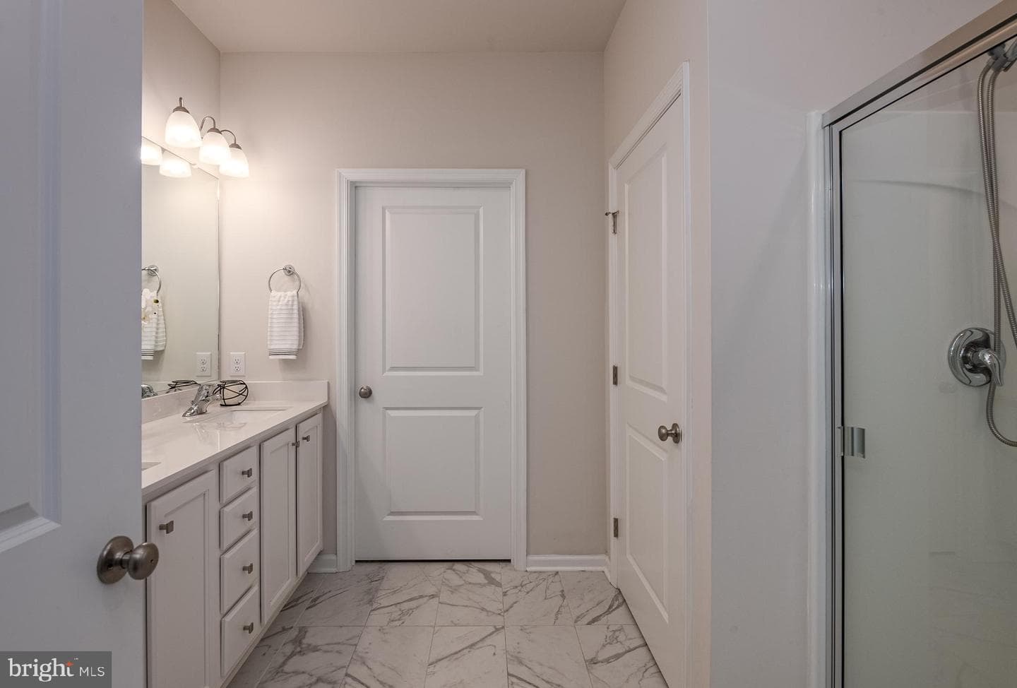 190 Haven Drive photo 17