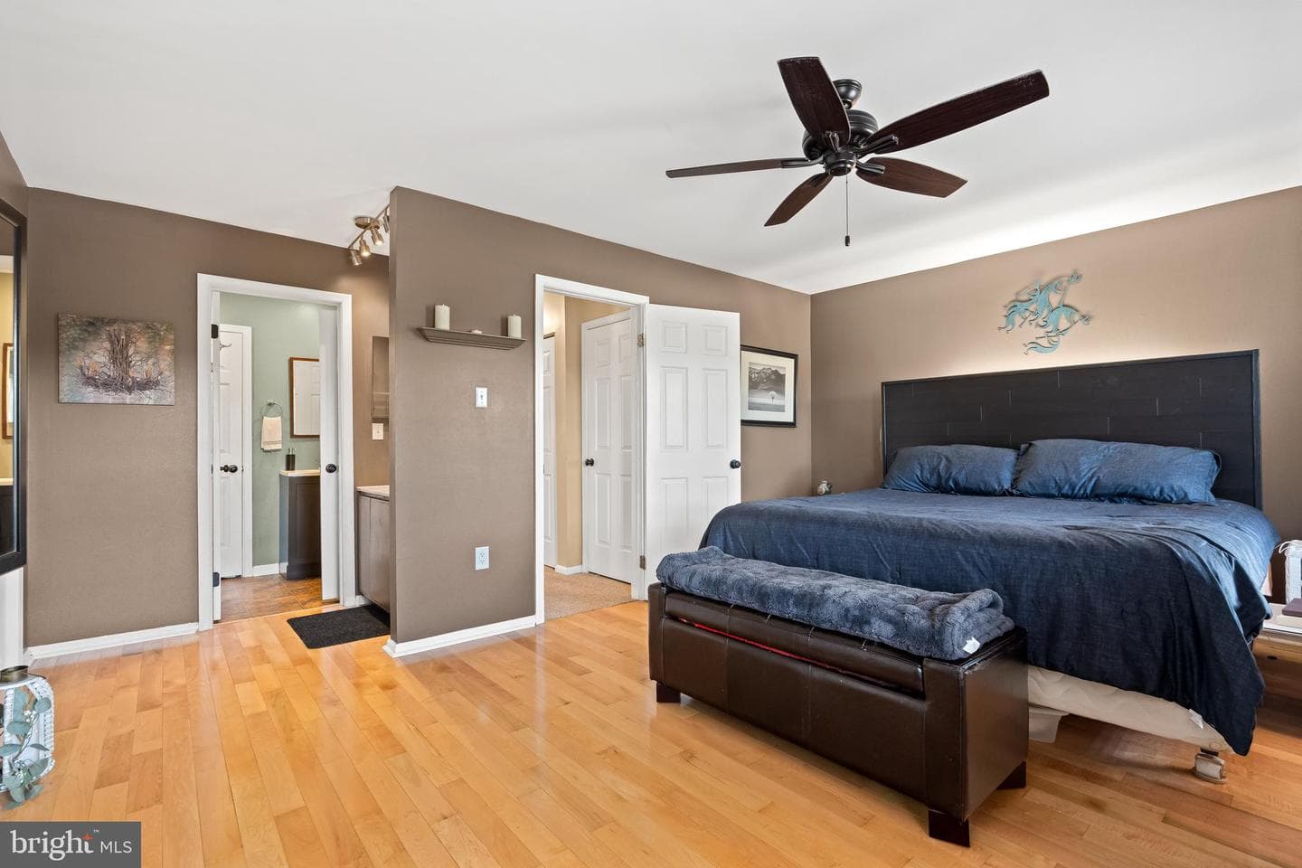 104 Hollytree Court photo 24