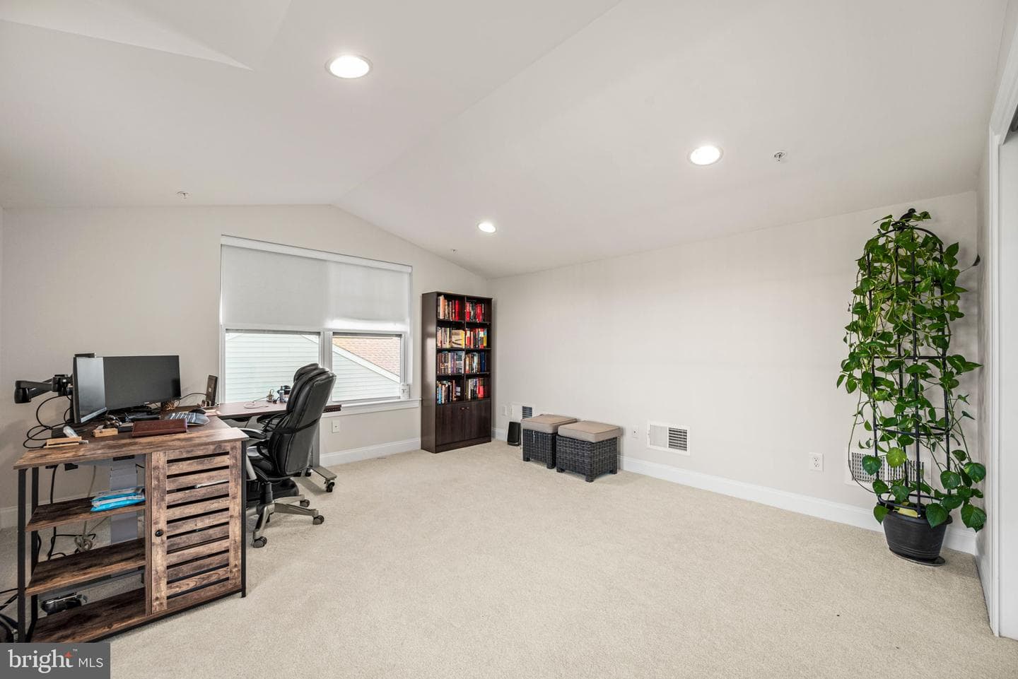 164 Larrabee Way photo 22