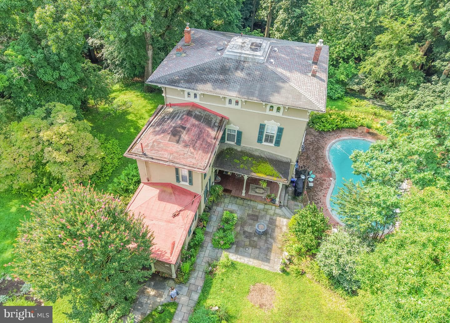 424 W Waverly Road photo 26