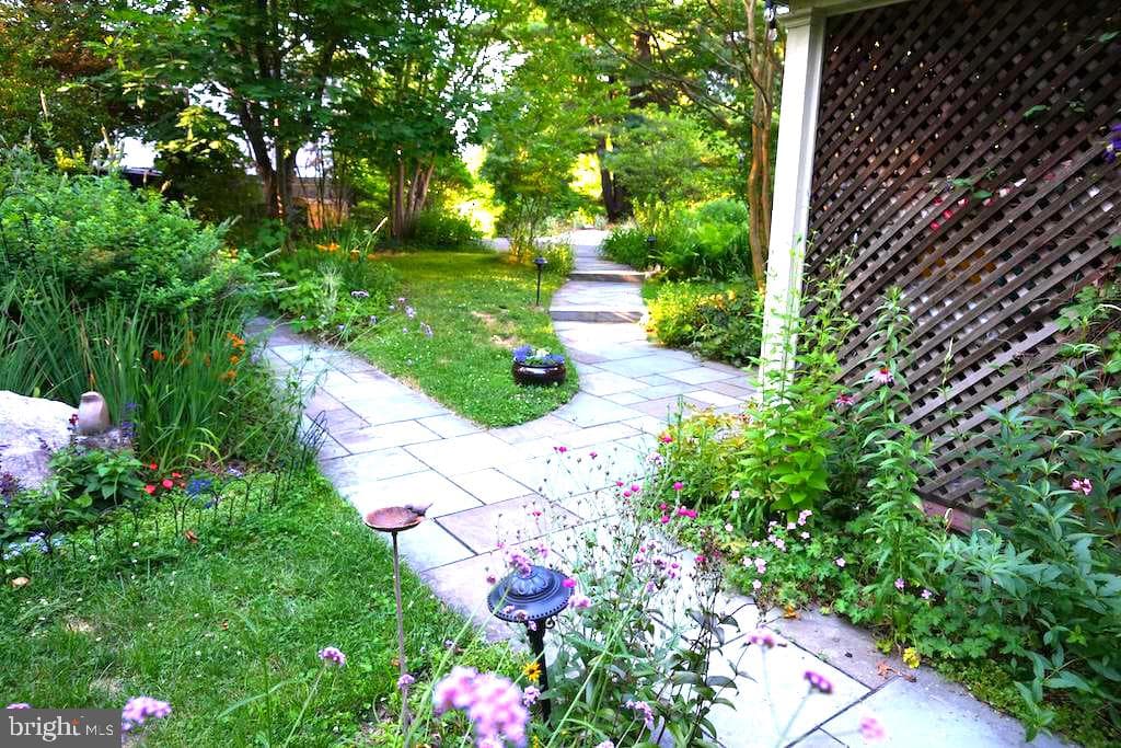 424 W Waverly Road photo 6