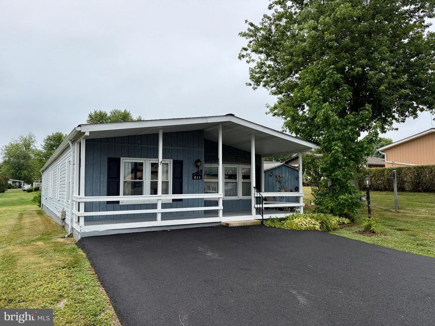 614 Stream View Drive photo 3