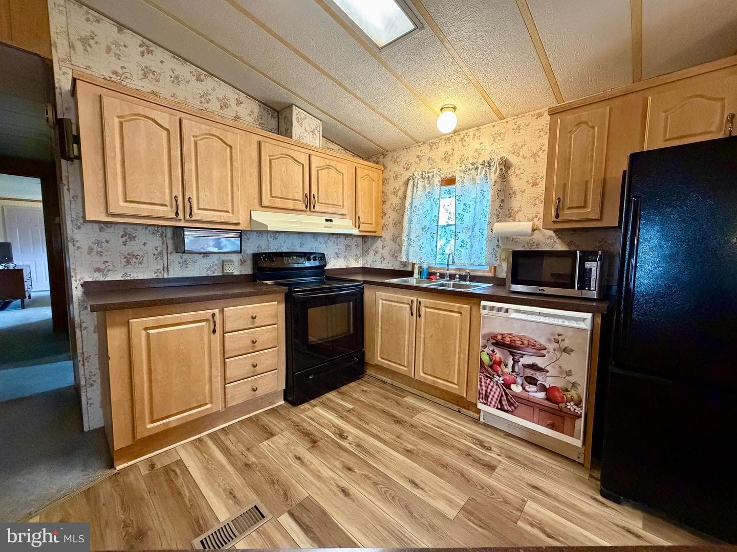 614 Stream View Drive photo 7