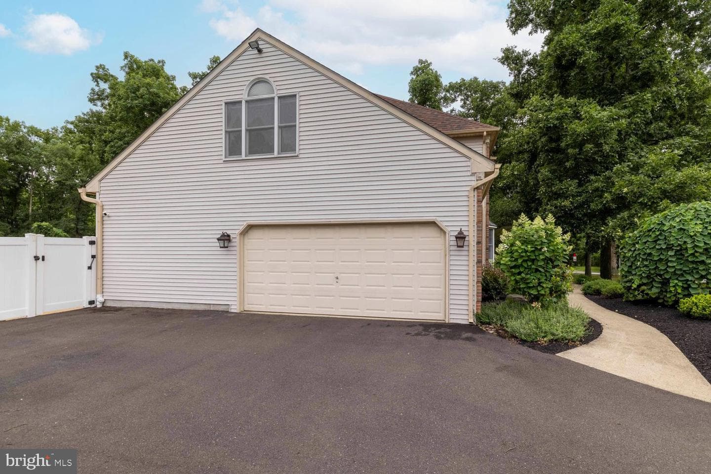 345 Reinert Road photo 33