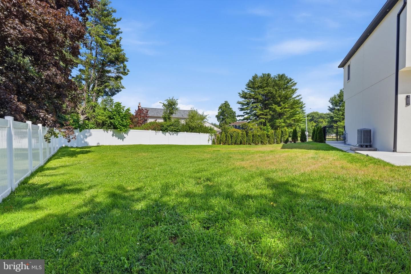 3750 Wheatsheaf Road photo 55