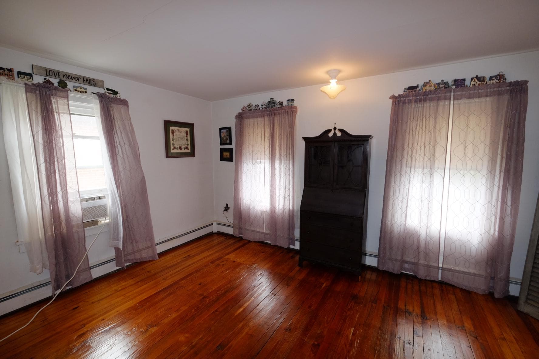 38 E 4th Street photo 13