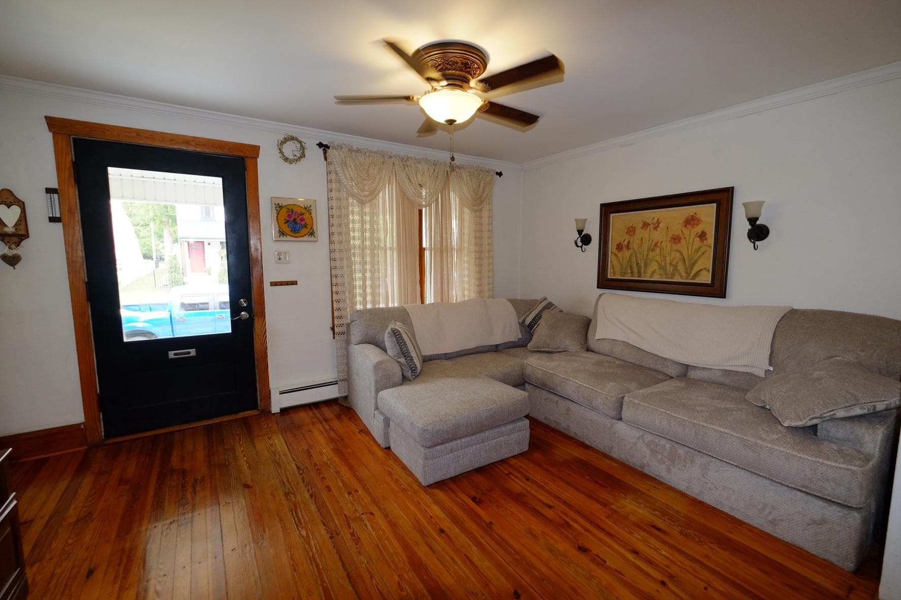 38 E 4th Street photo 7