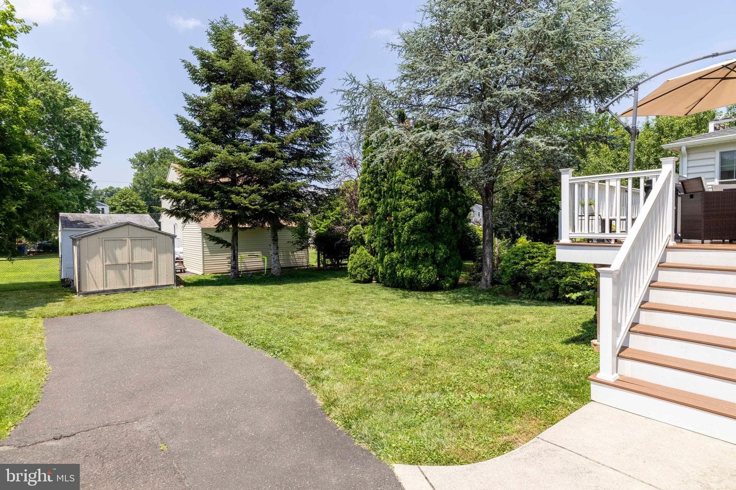 642 Harrison Avenue photo 39