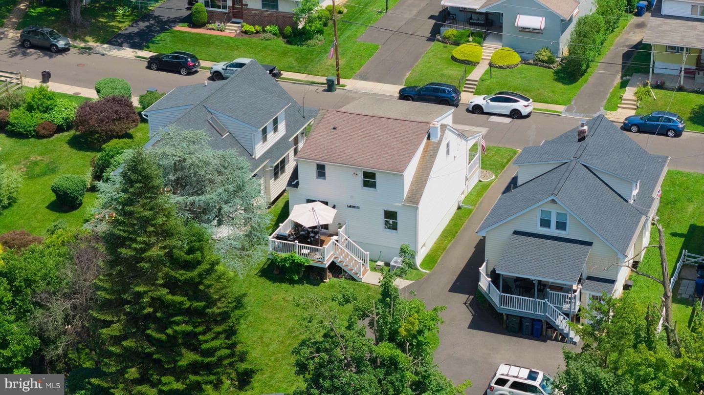 642 Harrison Avenue photo 43