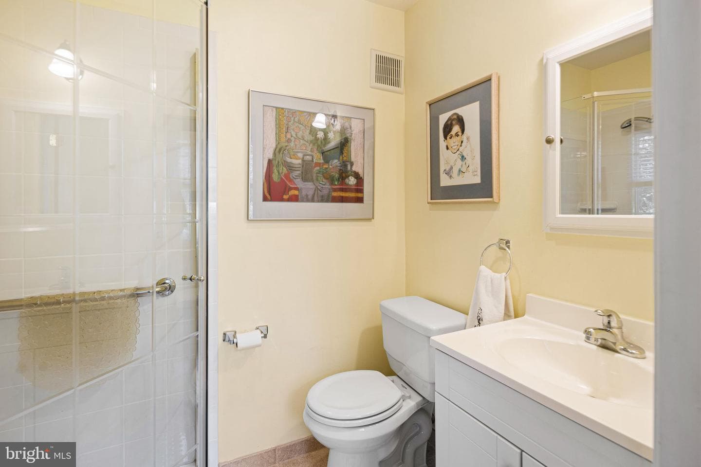 1233 Laura Lane photo 21