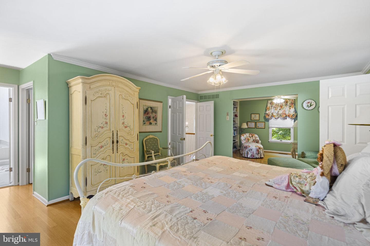 1233 Laura Lane photo 30