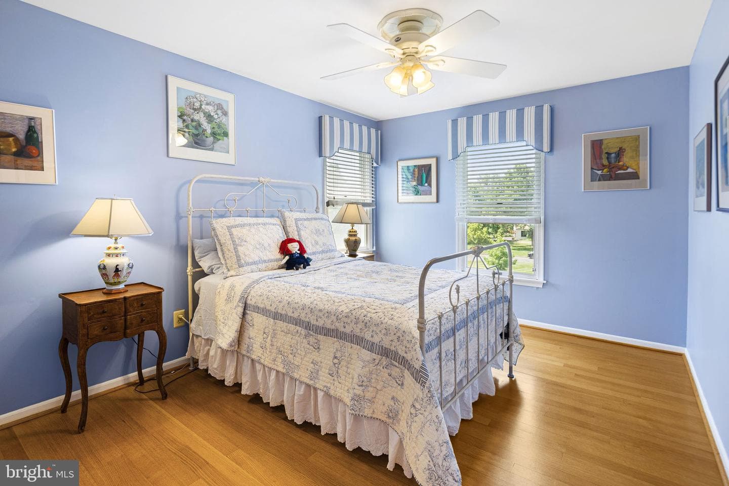 1233 Laura Lane photo 36