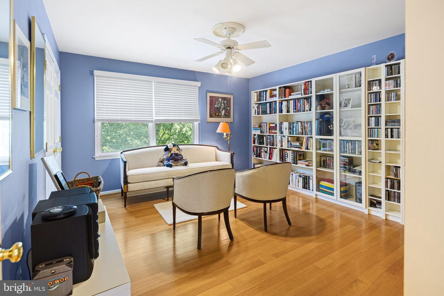 1233 Laura Lane photo 39