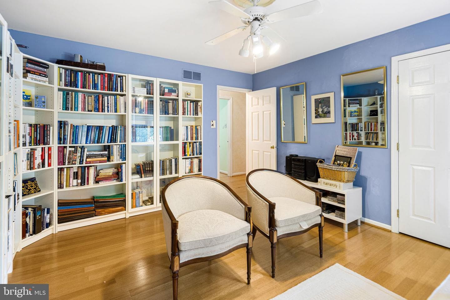 1233 Laura Lane photo 40