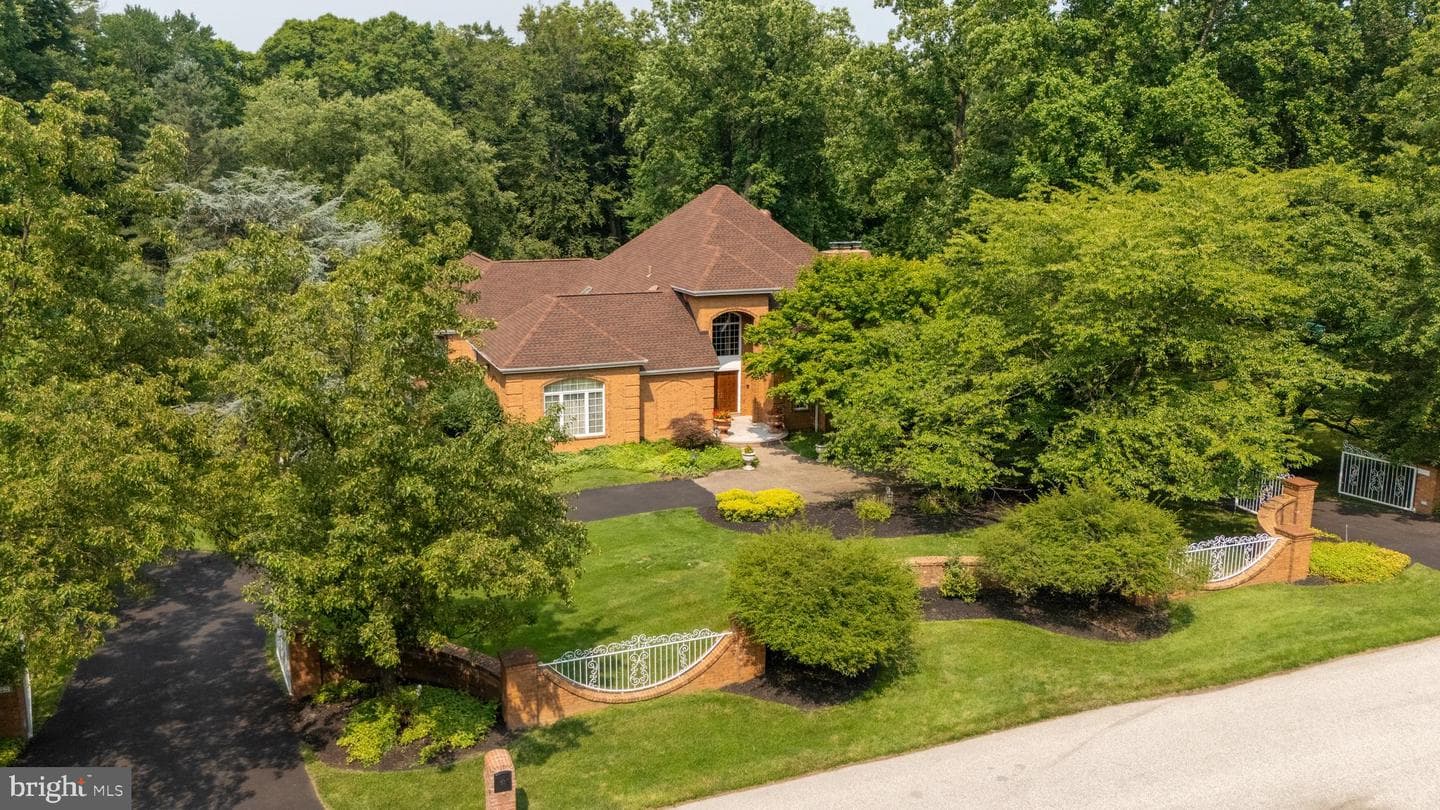 1733 Stocton Road photo 2