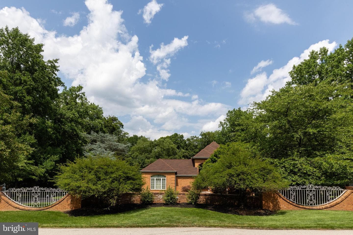 1733 Stocton Road photo 4