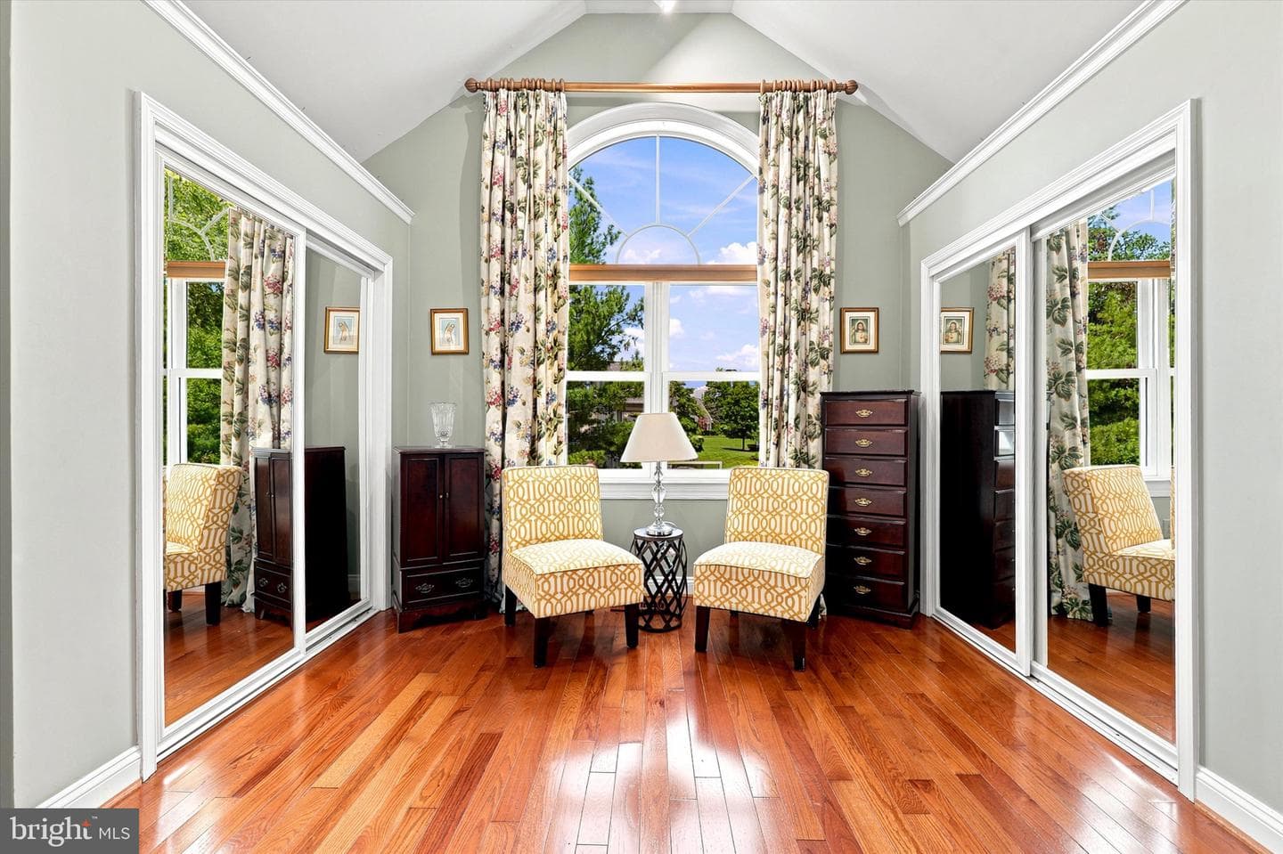 135 Burgundy Circle photo 22