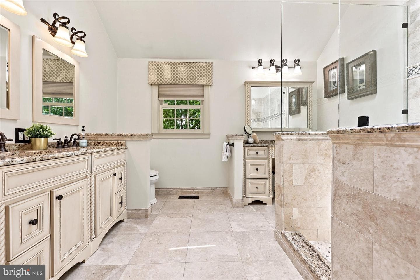 135 Burgundy Circle photo 23