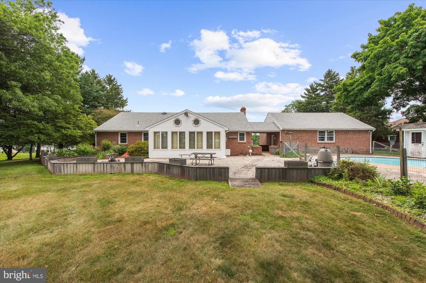 338 Borough Line Road photo 37