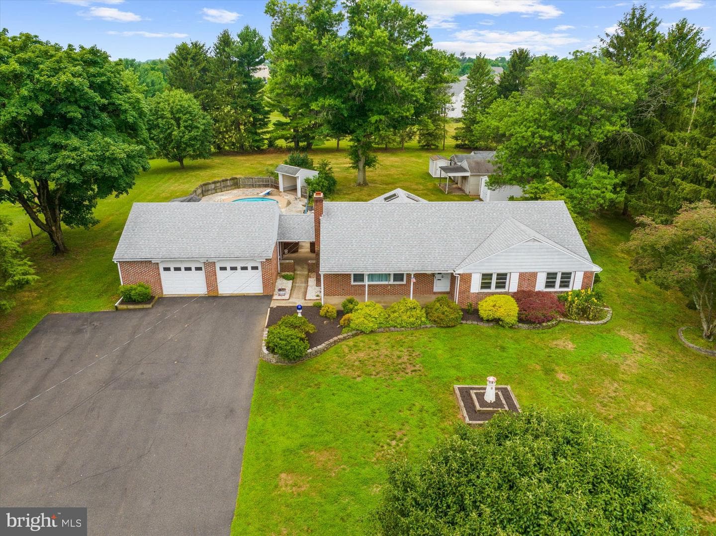 338 Borough Line Road photo 45