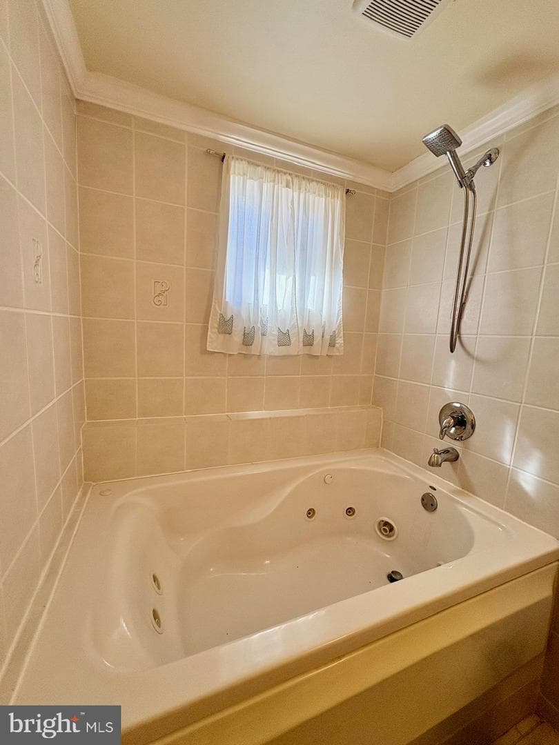 599 Elliott Drive photo 10