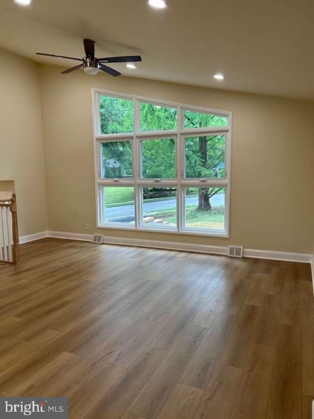 26 Camelot Drive photo 13