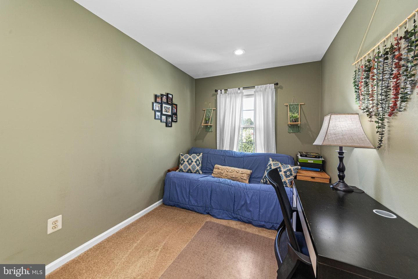 446 Pleasant Valley Drive photo 15