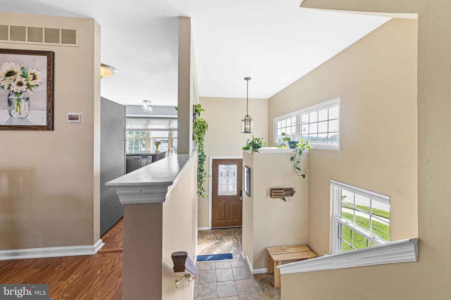 446 Pleasant Valley Drive photo 3