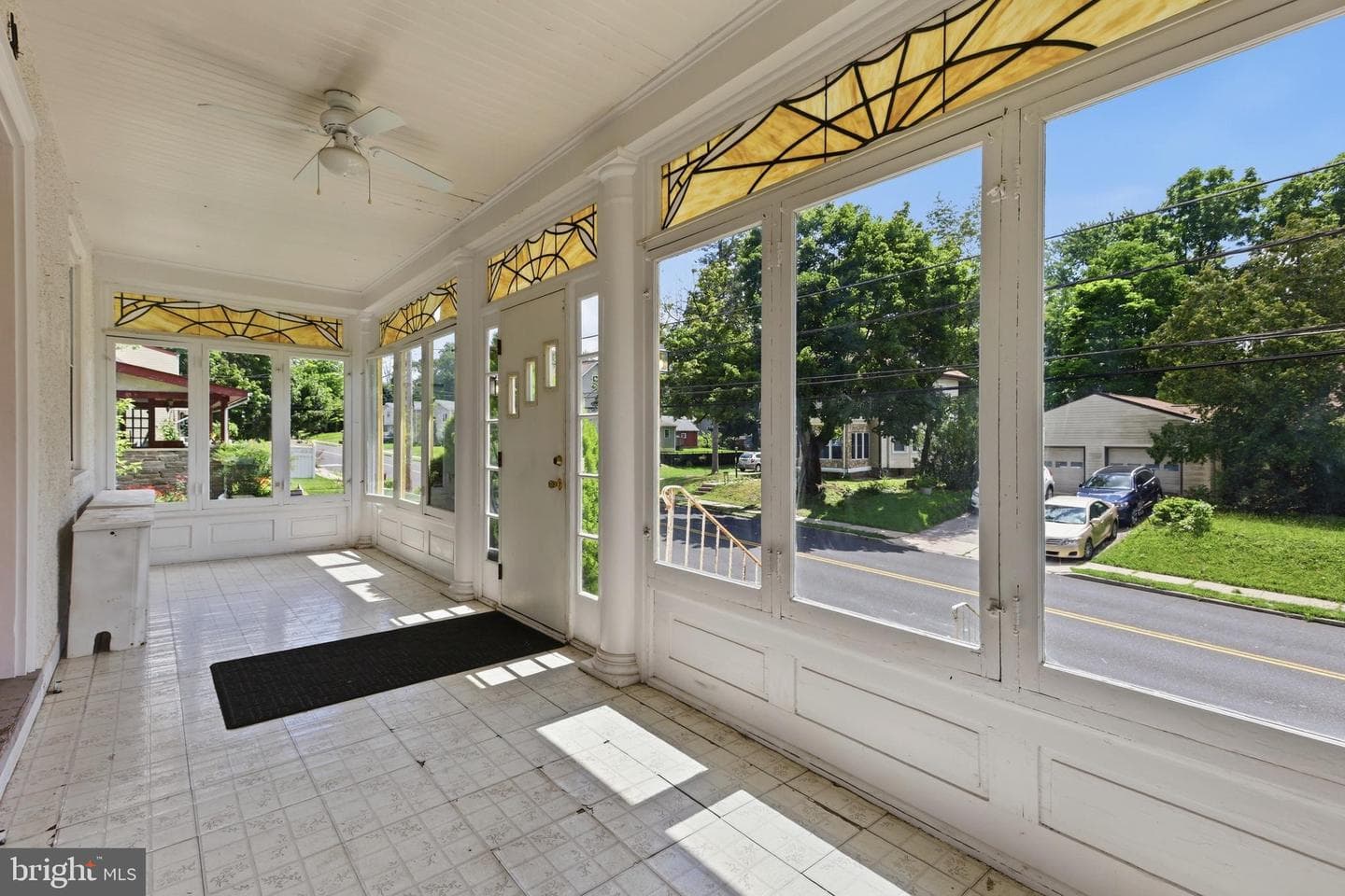 214 N Hills Avenue photo 6