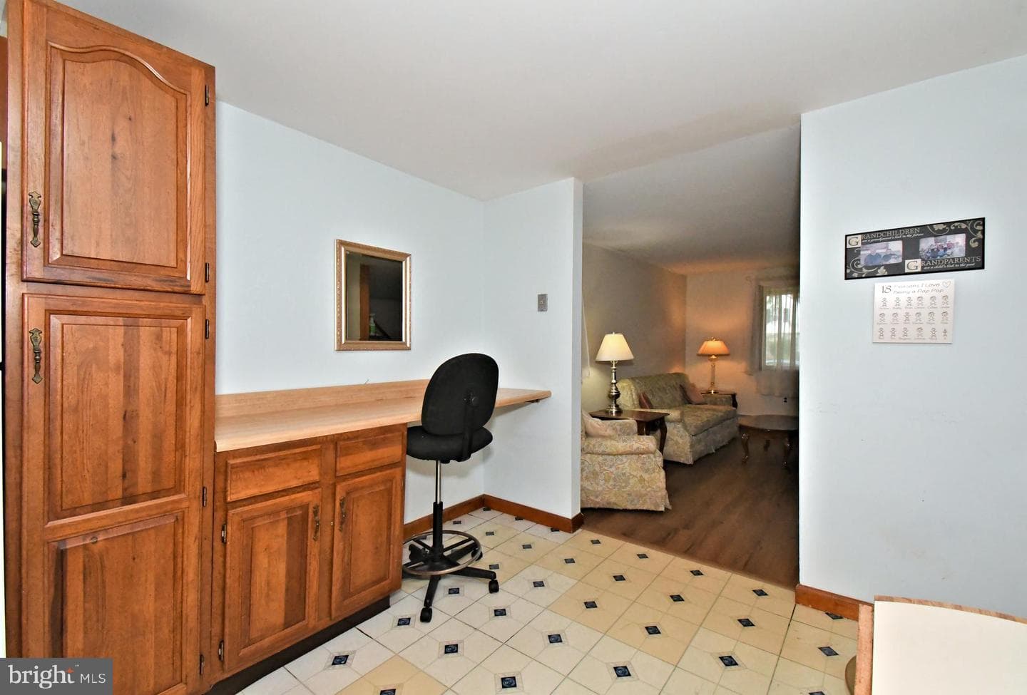 500 Burton Road photo 11