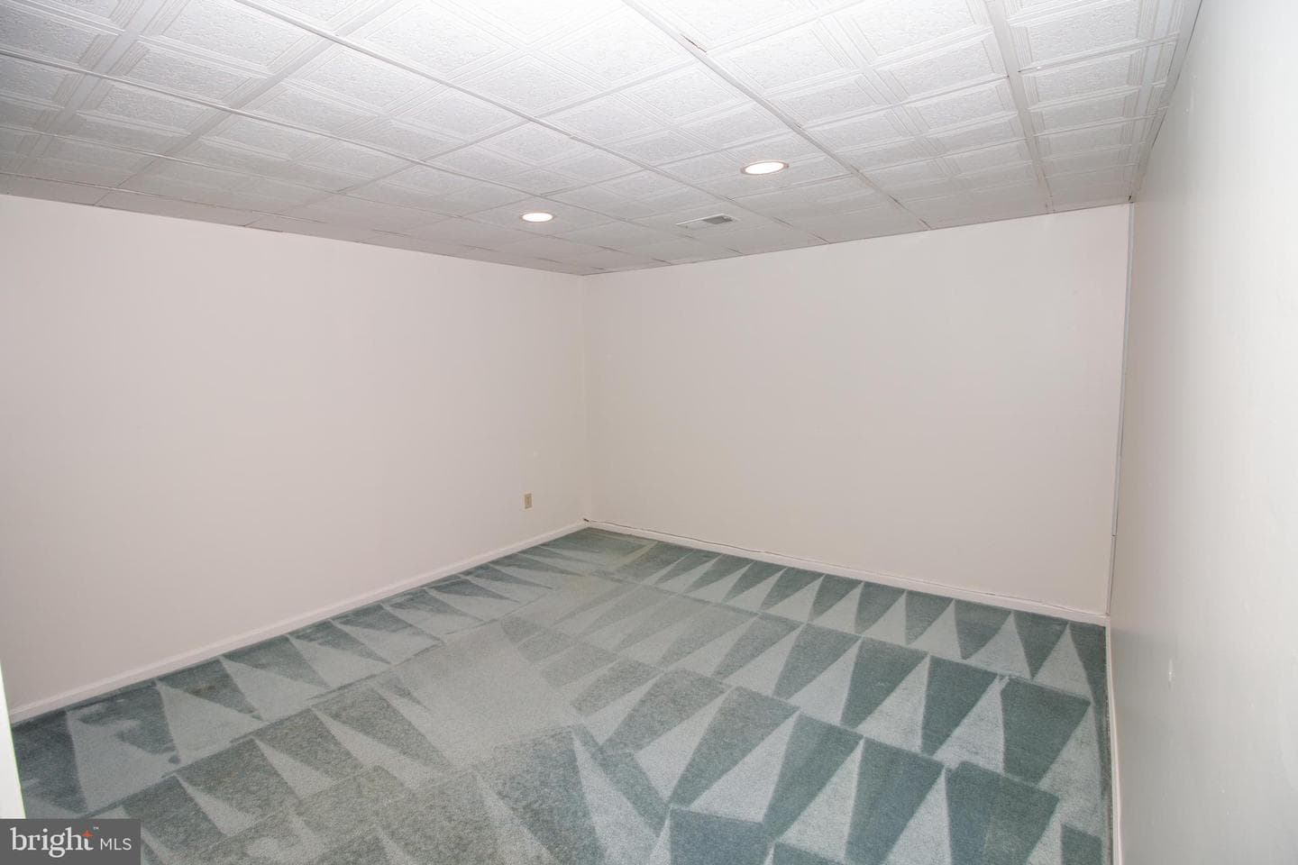 141 Hemlock Drive photo 22
