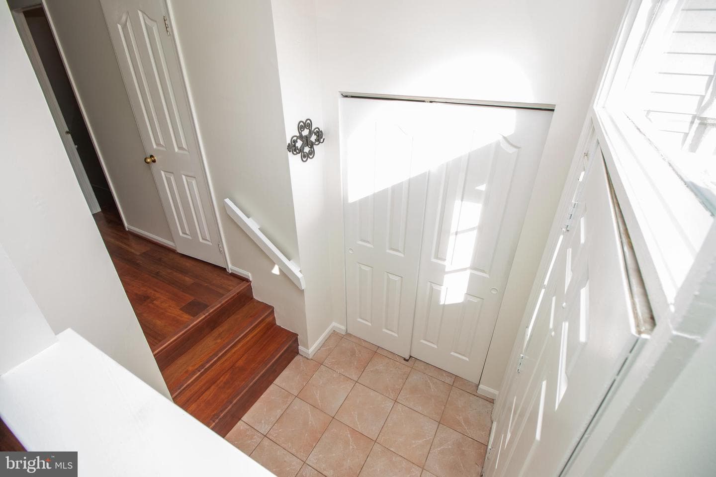 141 Hemlock Drive photo 4