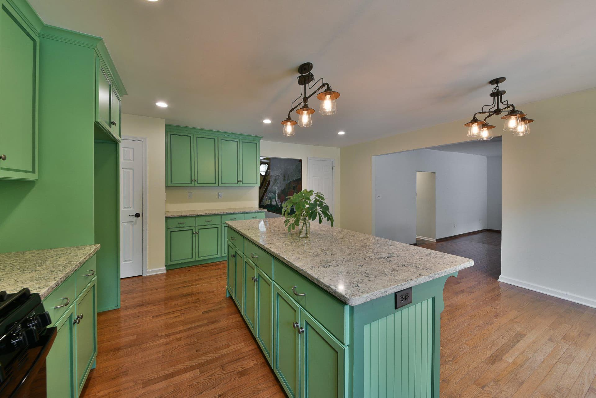 773 Holly Circle photo 12