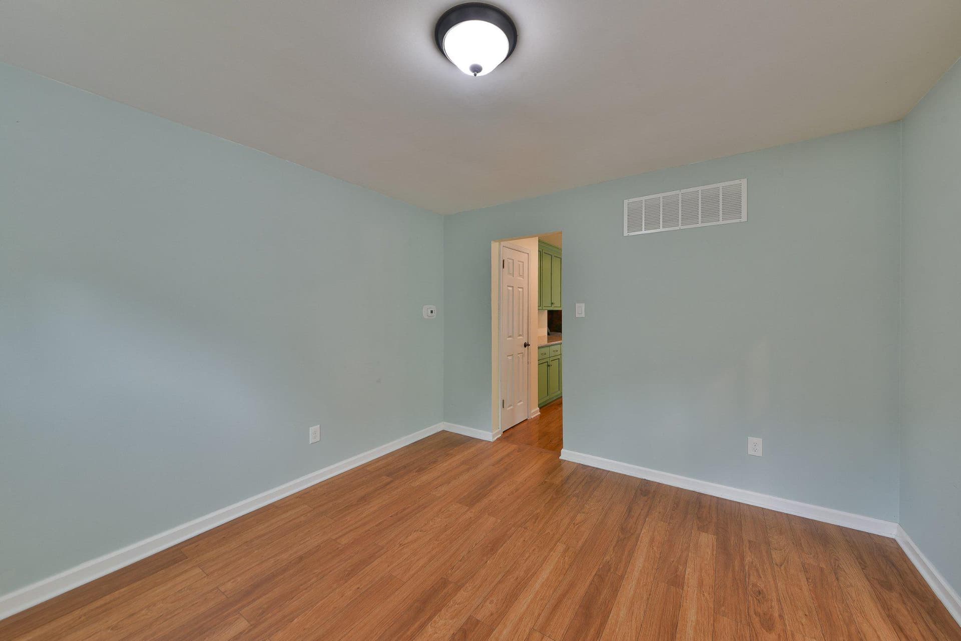773 Holly Circle photo 17