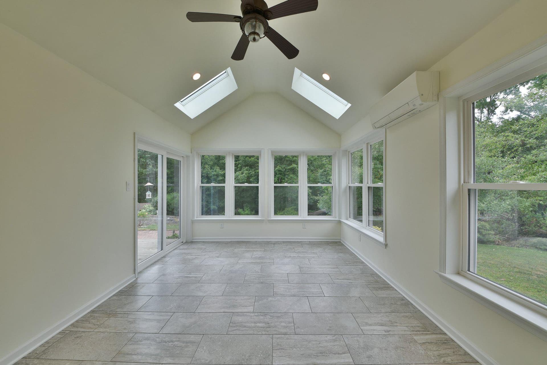 773 Holly Circle photo 18