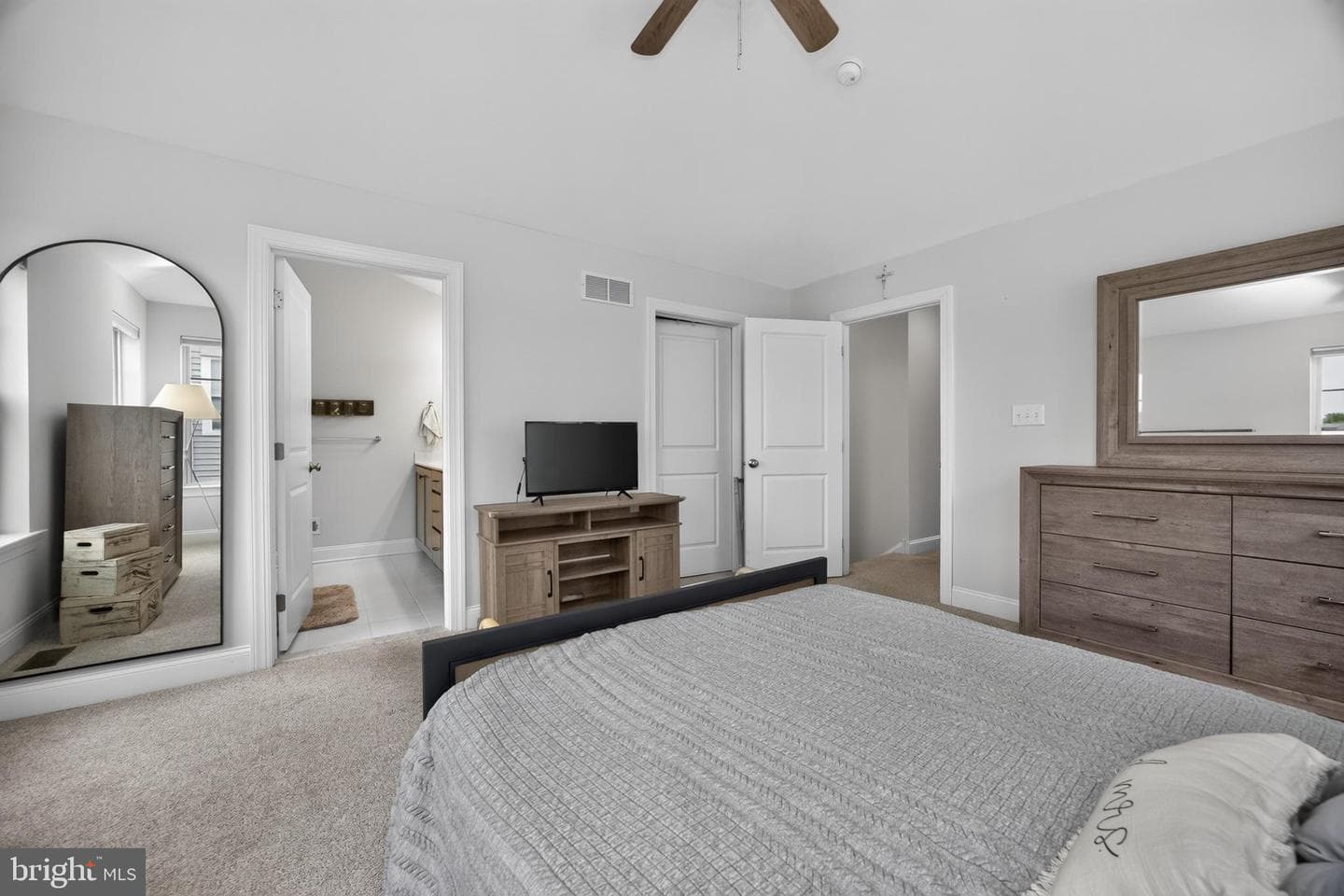 174 Larrabee Way photo 21