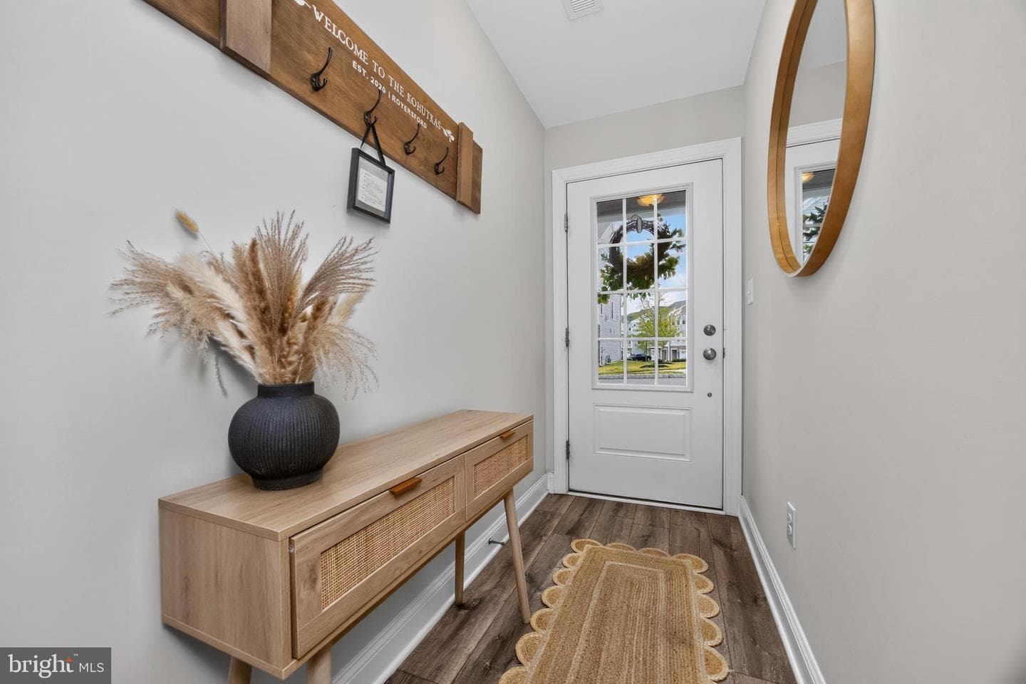 174 Larrabee Way photo 5