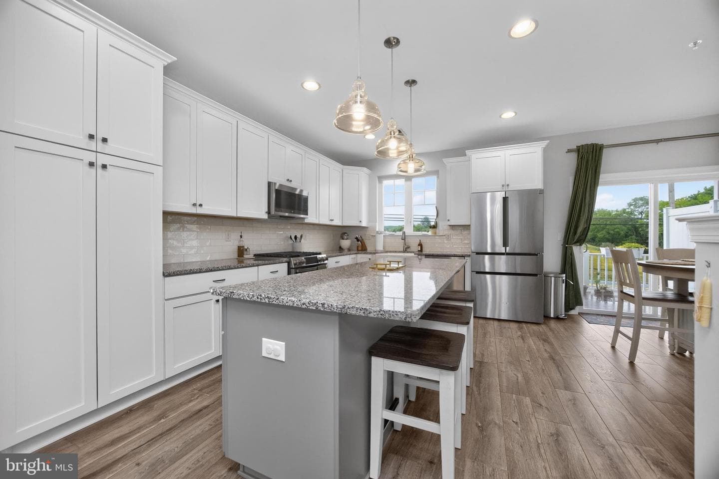 174 Larrabee Way photo 8