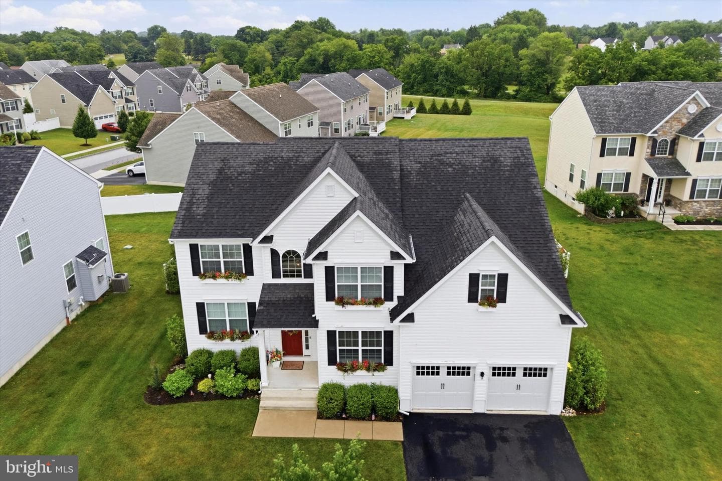 104 Worthington Circle photo 38