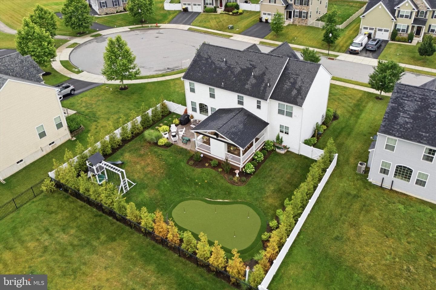 104 Worthington Circle photo 43