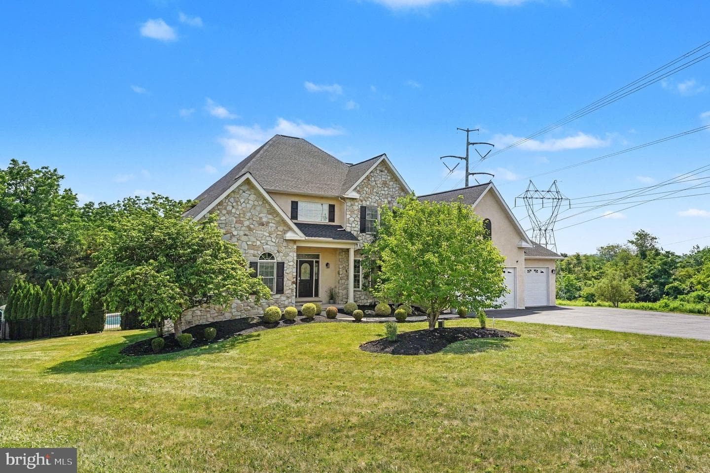 1120 Scheer Way photo 5