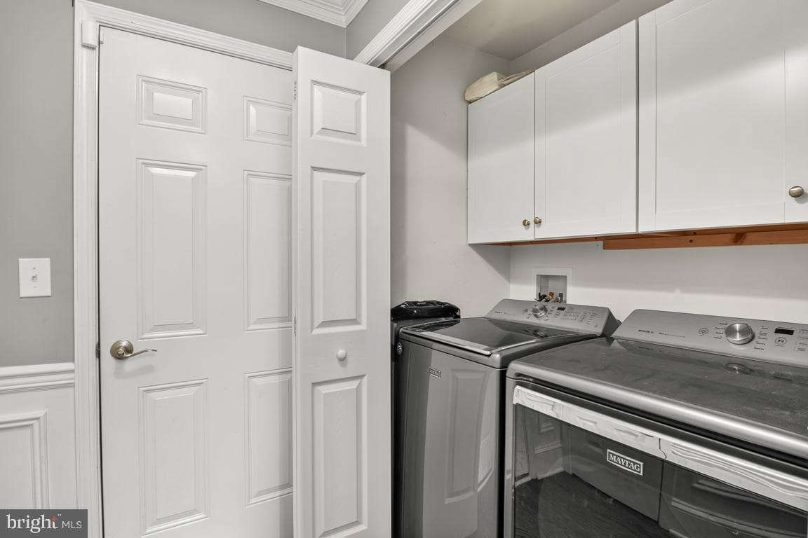 709 E Walnut Street photo 16